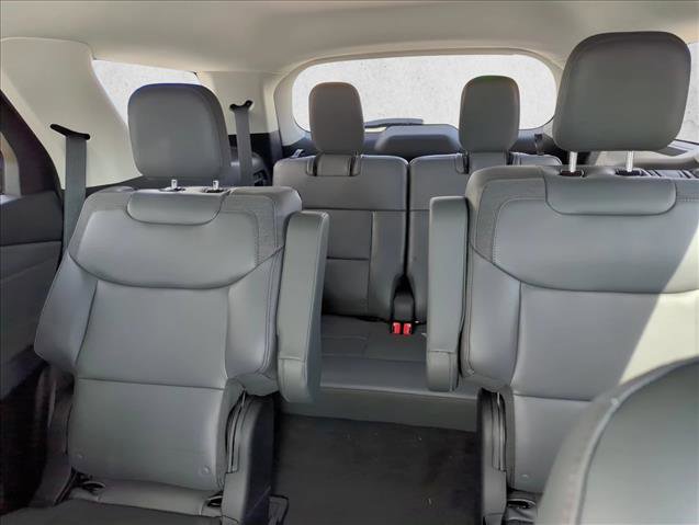 New 2025 Ford Explorer Active w/ Active Comfort Package image 18