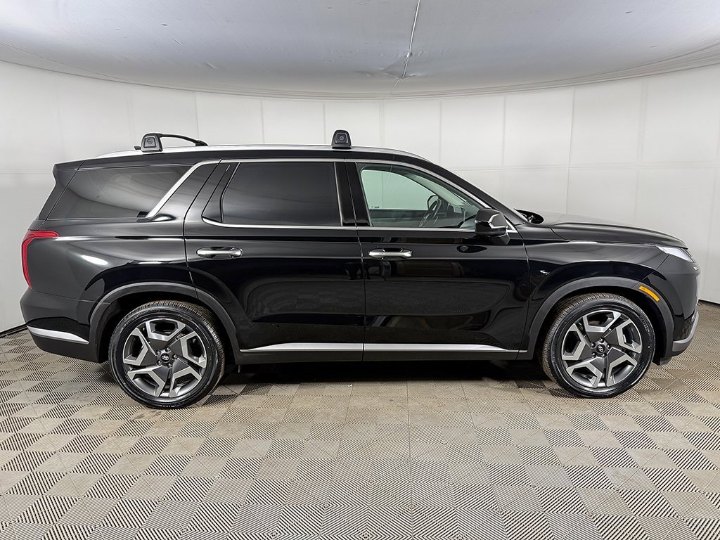 Used 2023 Hyundai Palisade SEL w/ Premium Package image 19