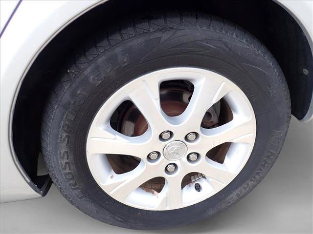 Used 2005 Toyota Camry XLE FWD image 7
