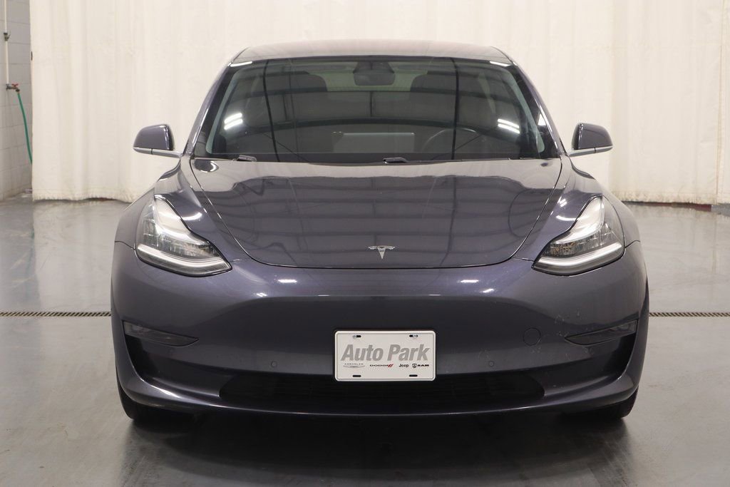 Used 2018 Tesla Model 3 Mid Range image 4