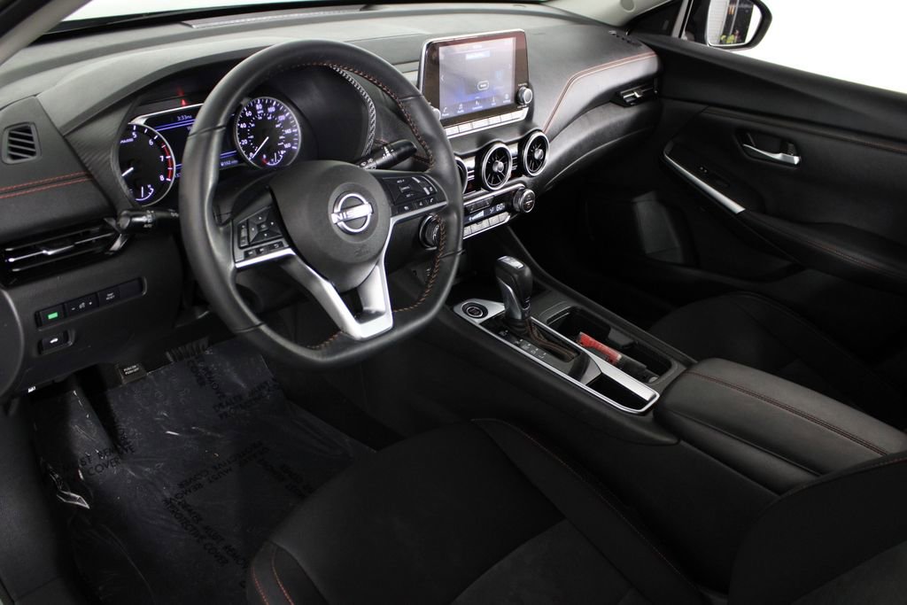 Certified 2024 Nissan Sentra SR w/ Trunk Package FWD image 19