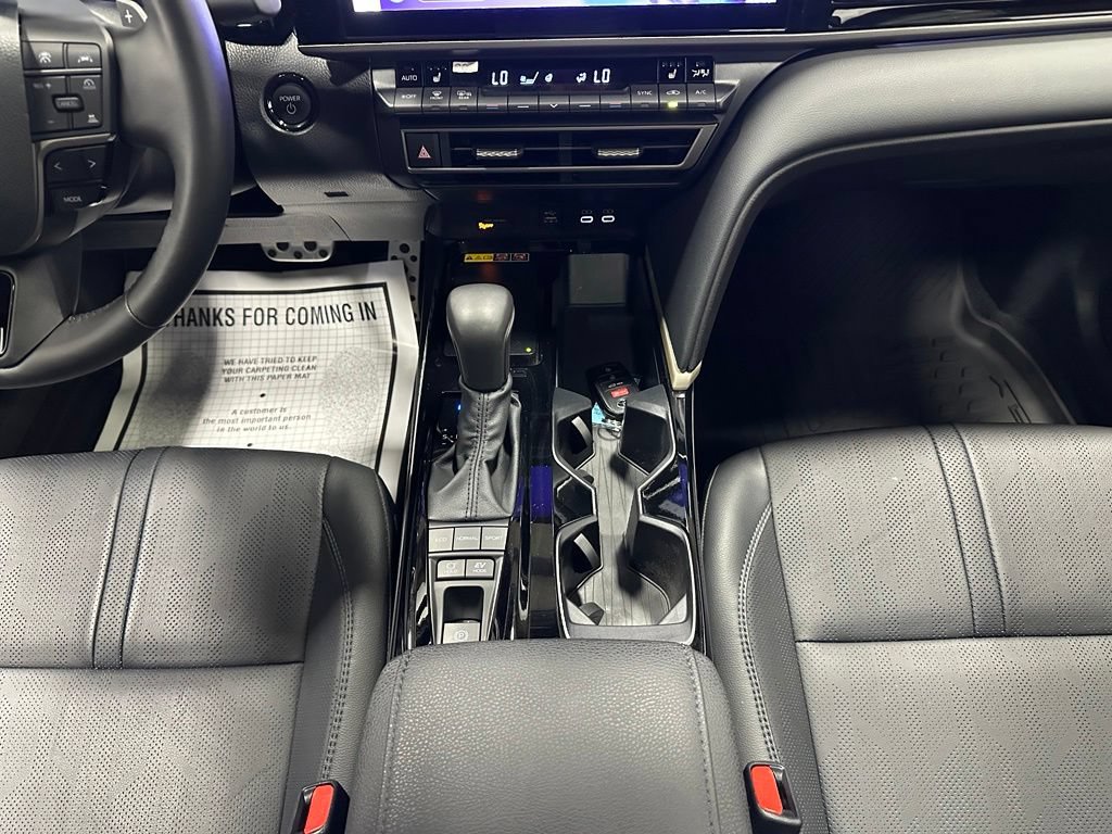Used 2026 Toyota Camry XSE FWD image 40