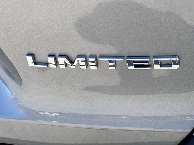 Used 2019 Jeep Cherokee Limited AWD/4WD image 11
