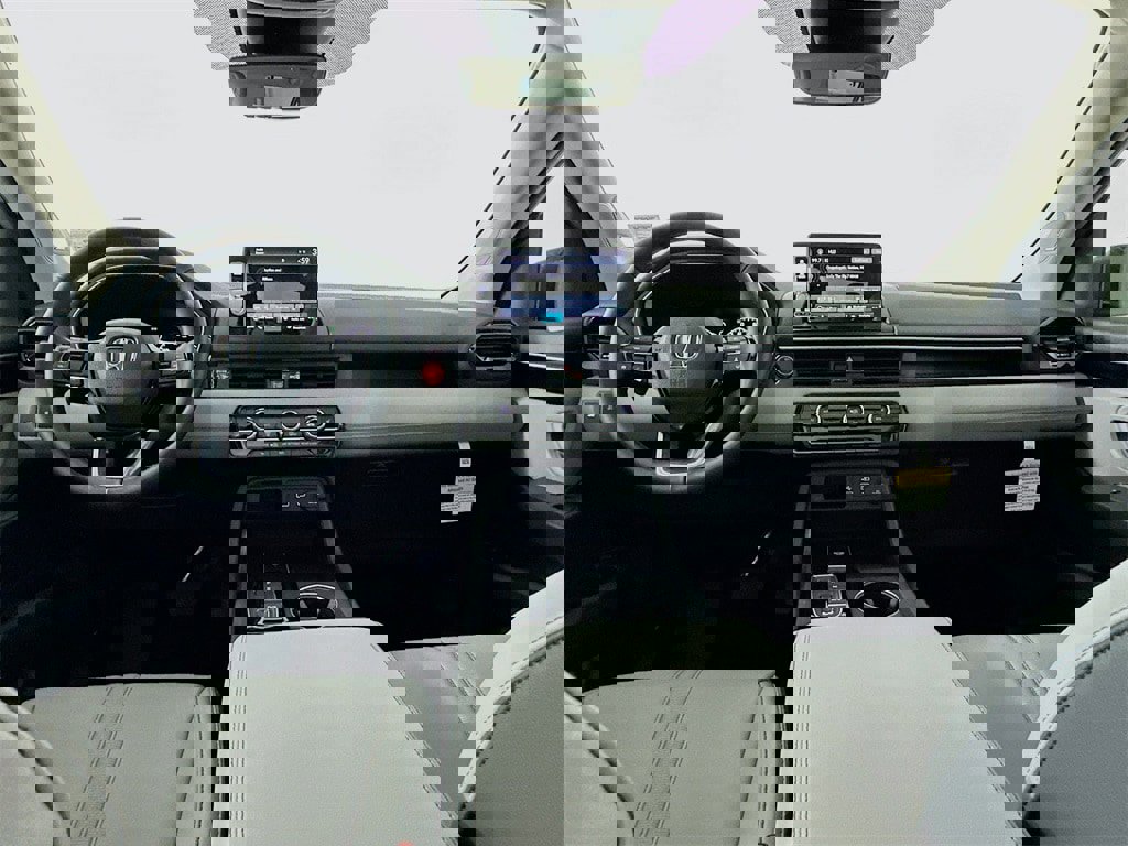 New 2025 Honda Pilot Touring image 16