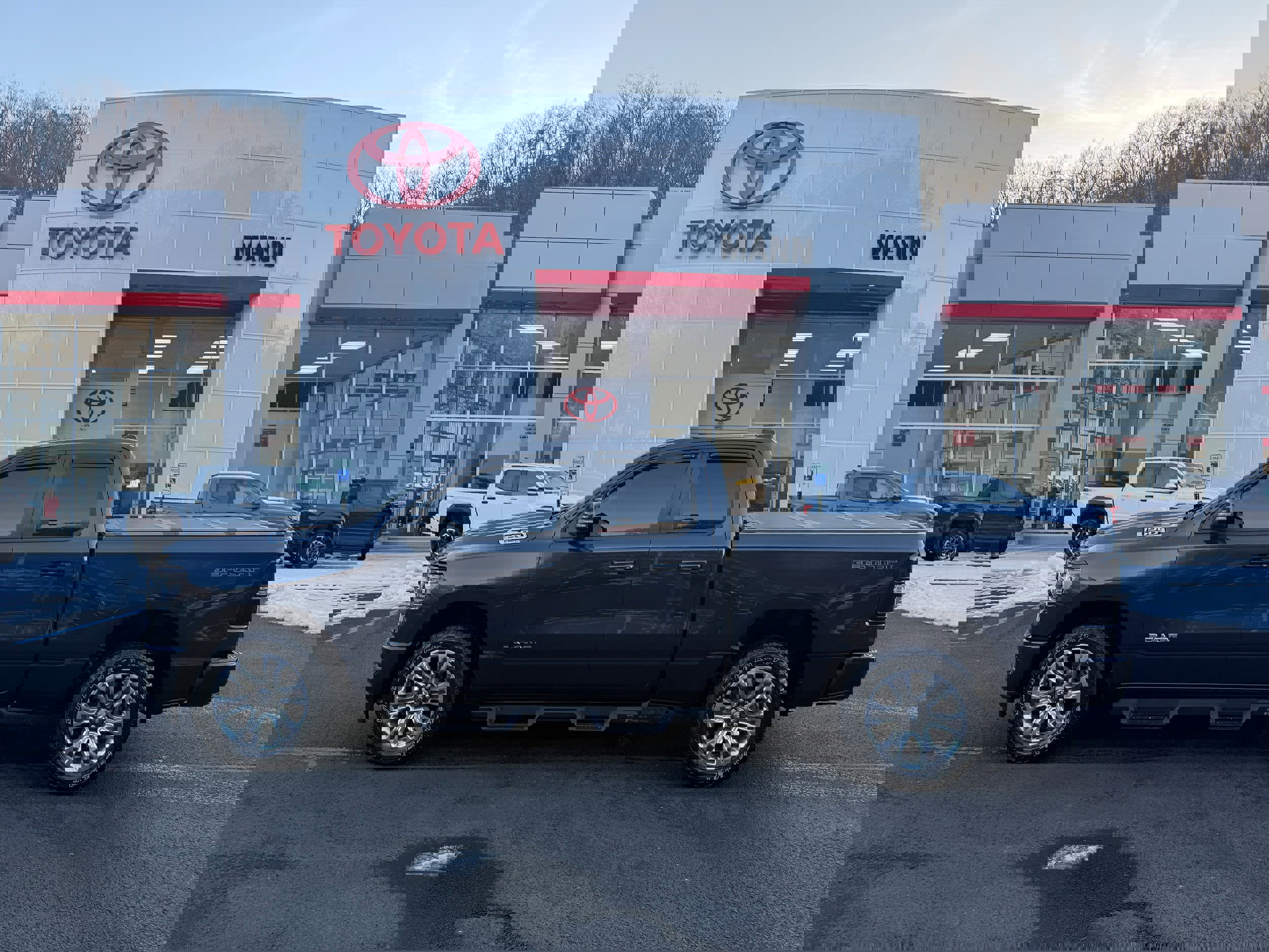 Used 2021 RAM 1500 Big Horn image 1