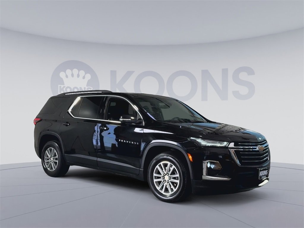 Used 2023 Chevrolet Traverse LT w/ LPO, Roadside Safety Package image 2