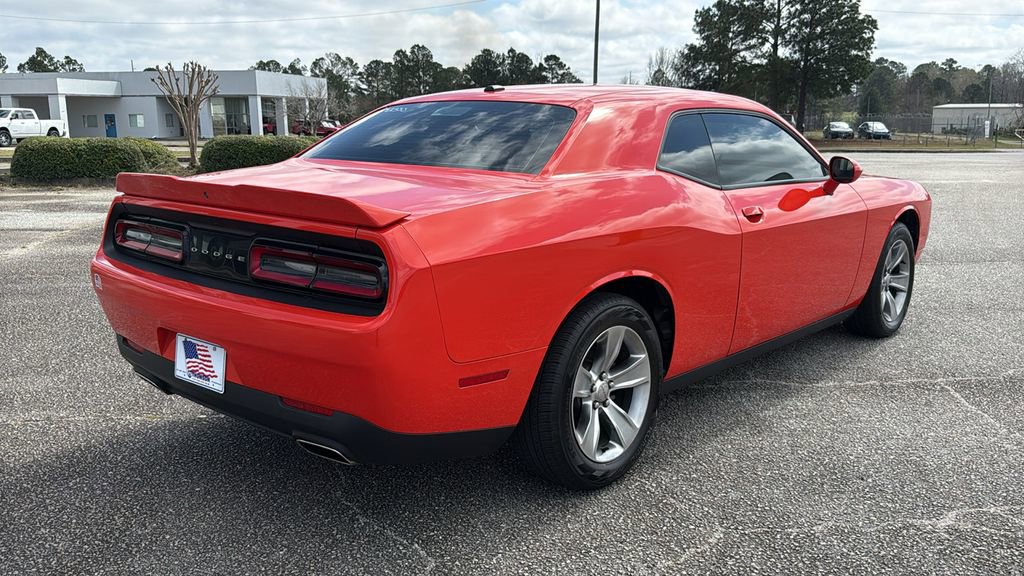 Used 2021 Dodge Challenger SXT image 7