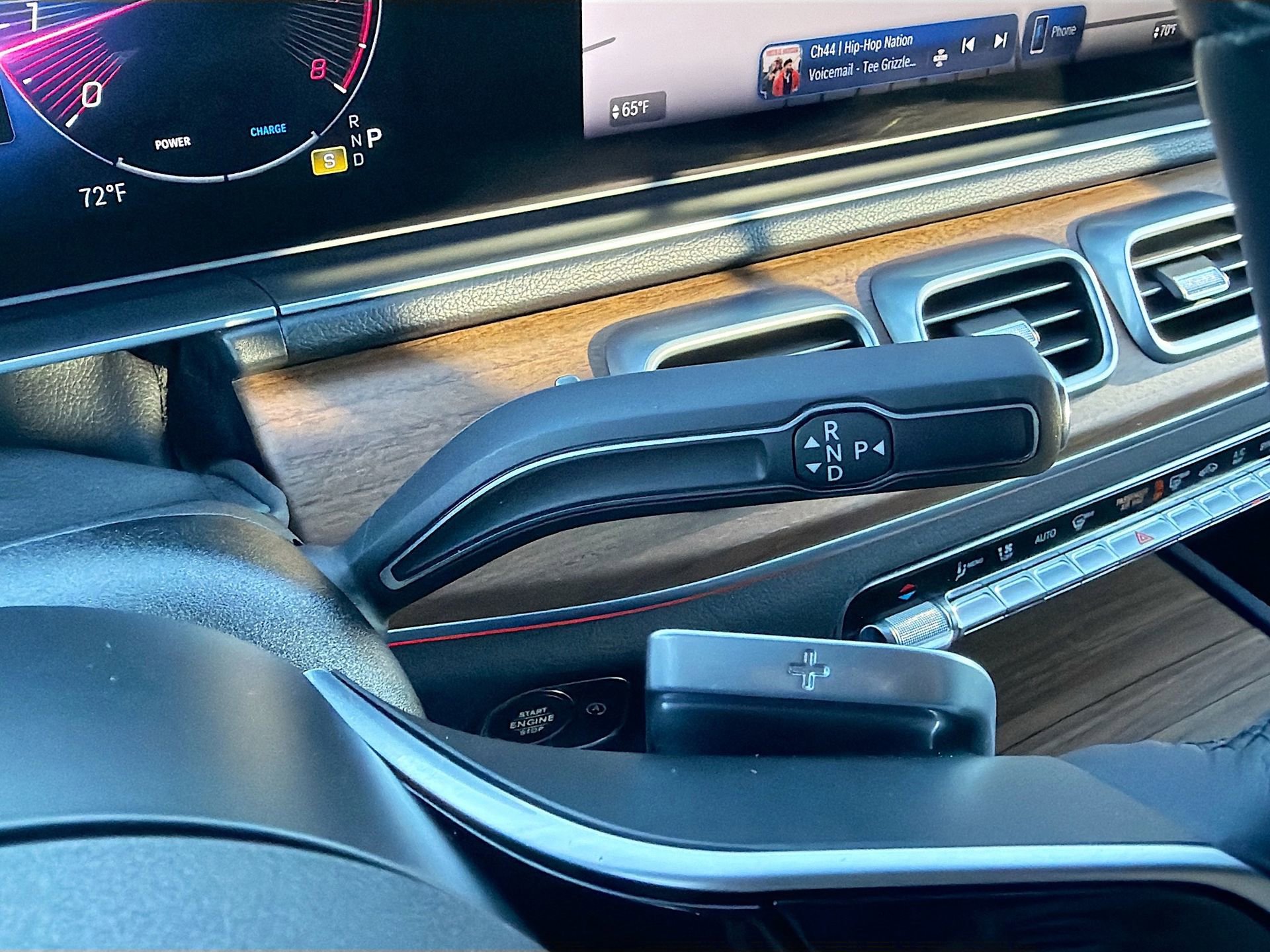 Used 2025 Mercedes-Benz GLE 350 4MATIC image 29