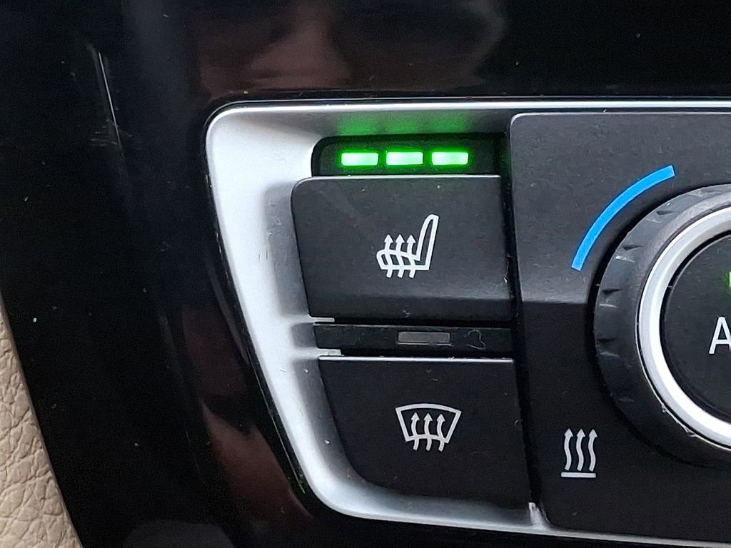 Used 2018 BMW 430i xDrive Convertible image 24