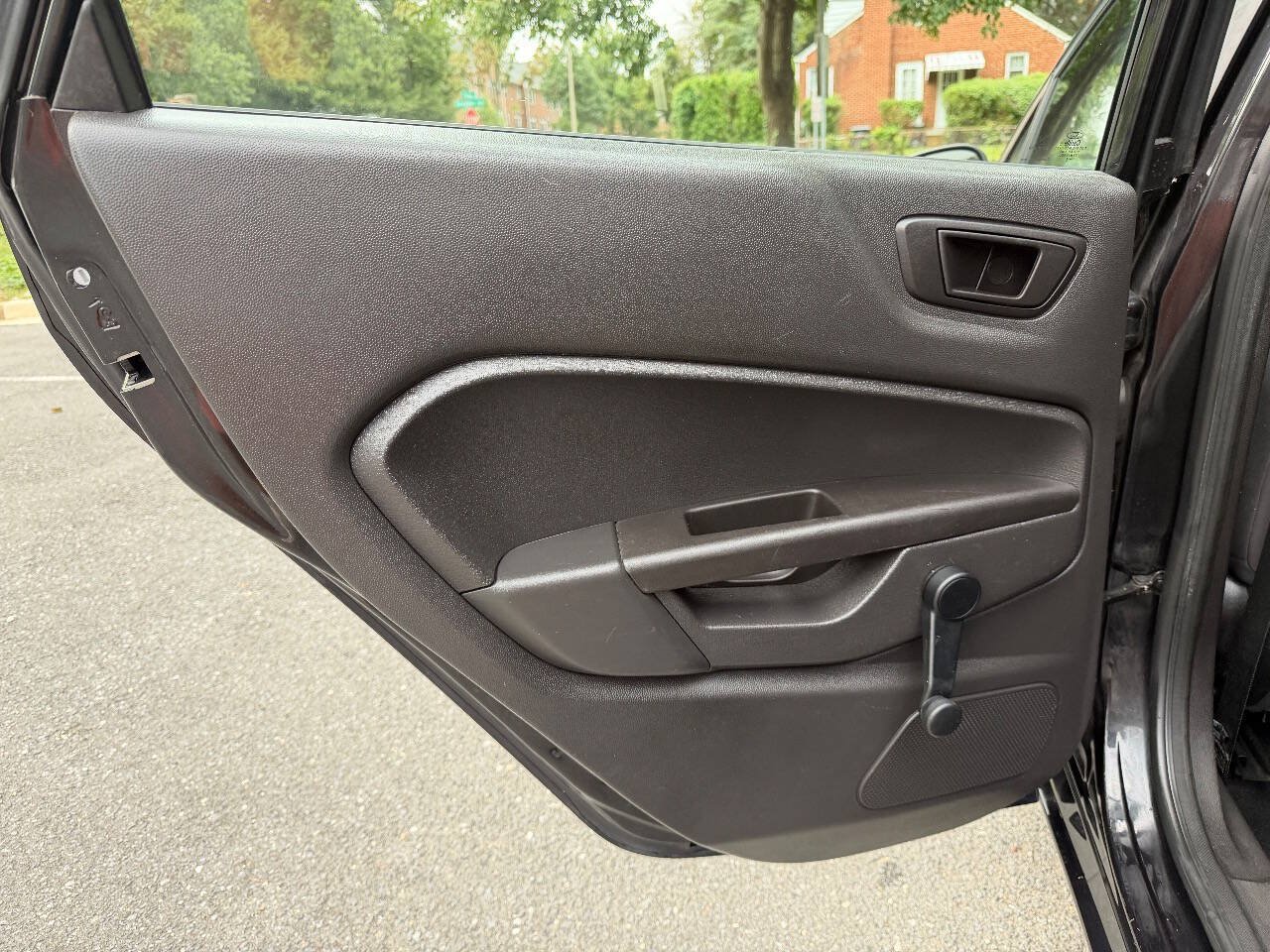 Used 2015 Ford Fiesta S FWD image 13