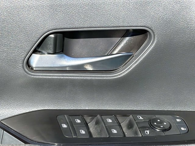 Certified 2026 Nissan Kicks SV w/ SV Premium Package FWD image 14