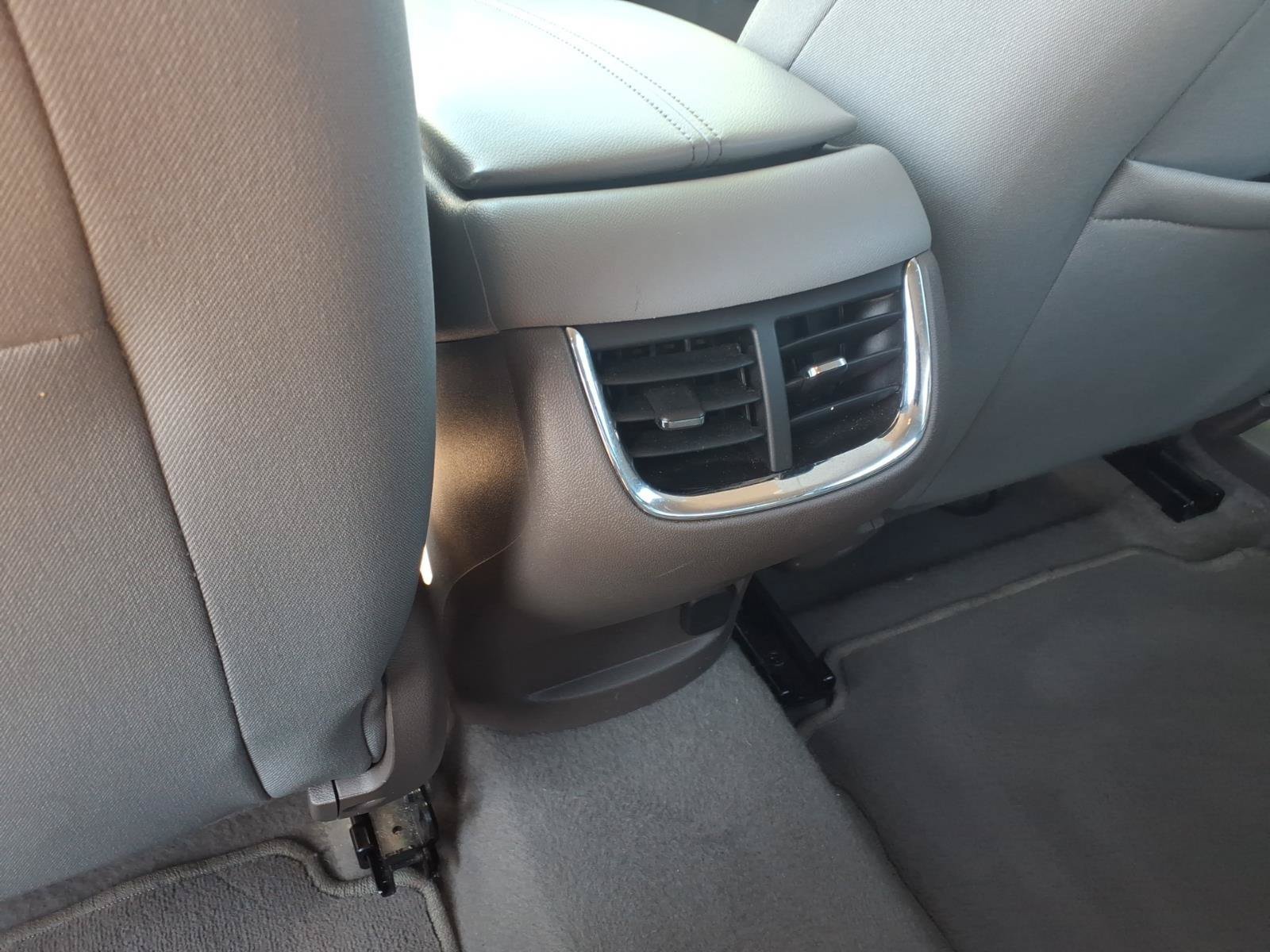 Used 2024 Chevrolet Malibu LT FWD image 11