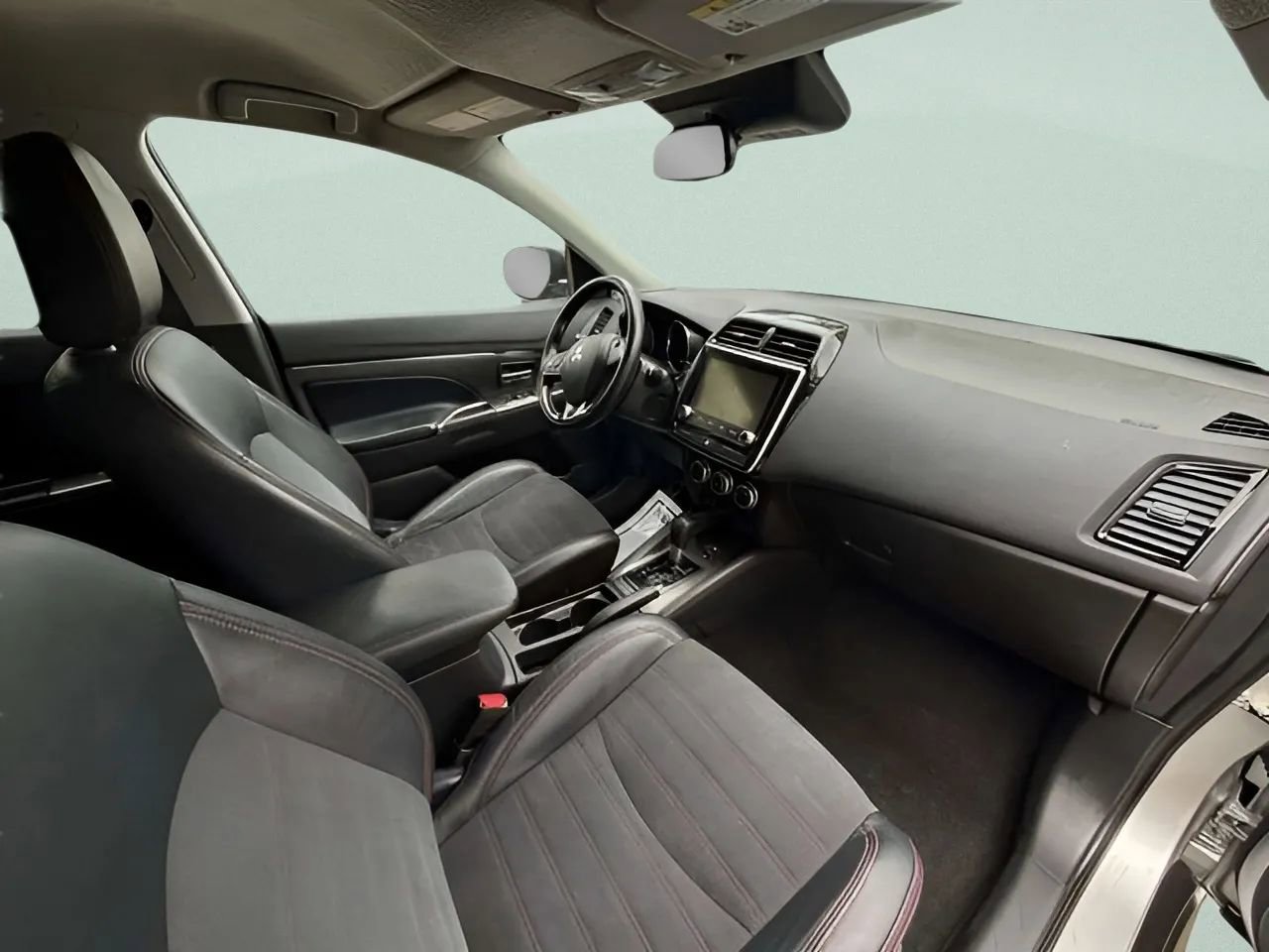 Used 2022 Mitsubishi Outlander Sport SE image 21