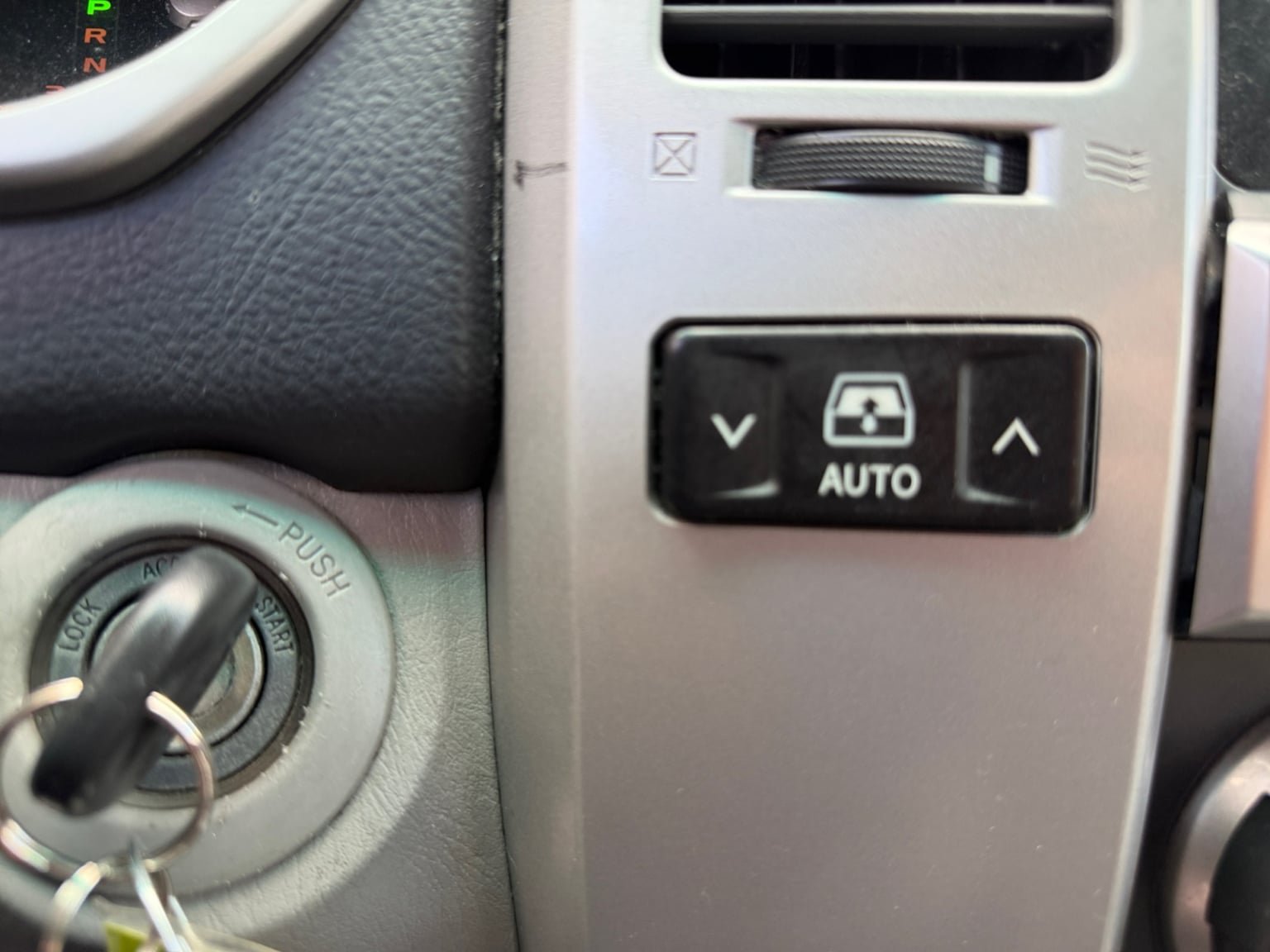 Used 2004 Toyota 4Runner SR5 RWD image 20