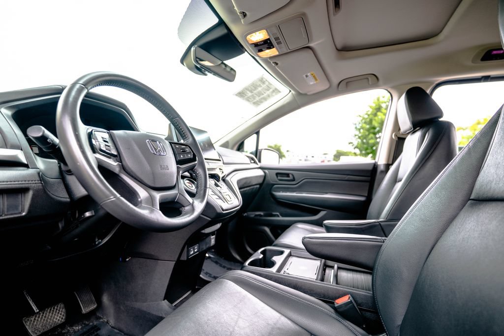 Used 2025 Honda Odyssey EX-L image 5