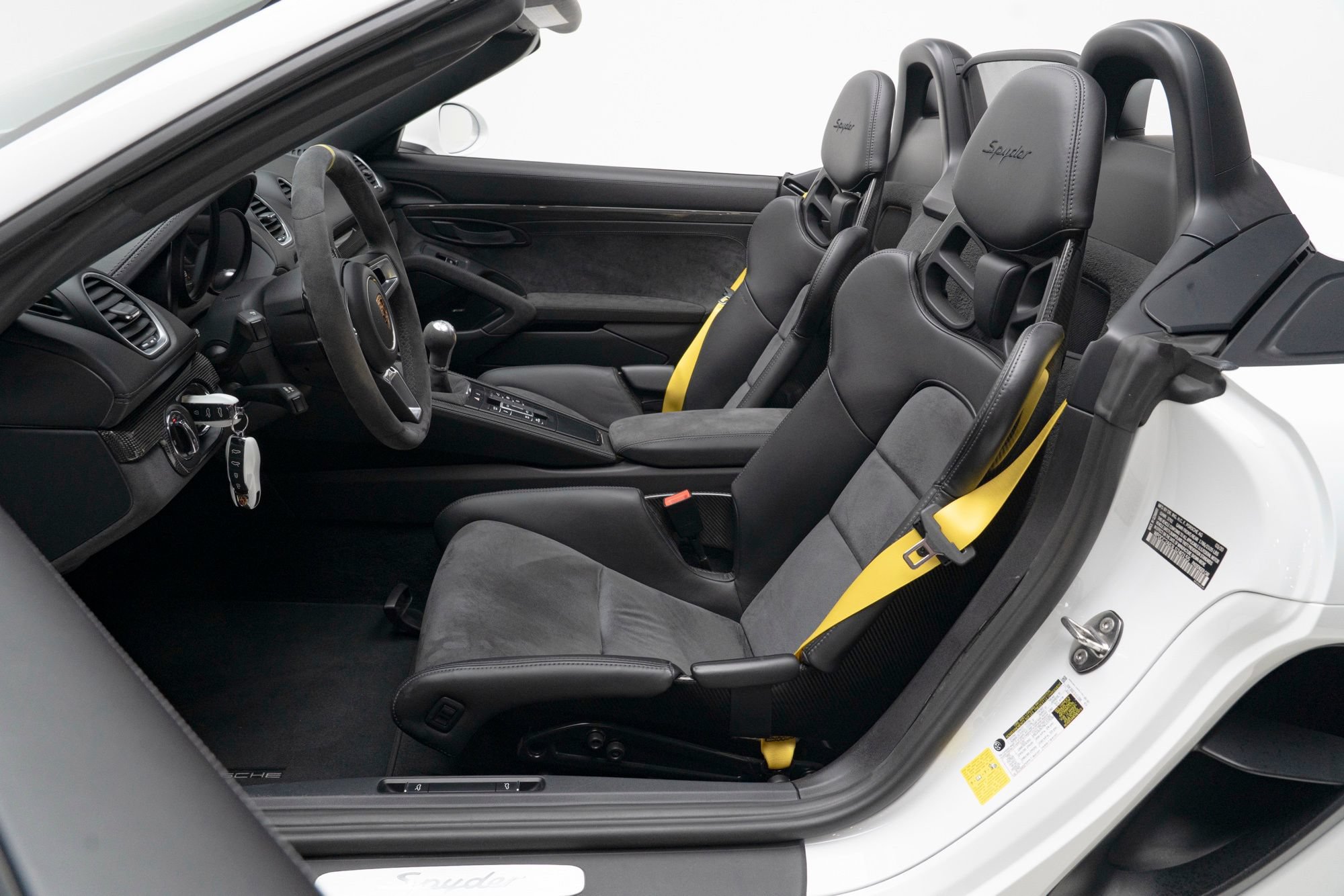 Used 2020 Porsche 718 Boxster Spyder RWD image 17