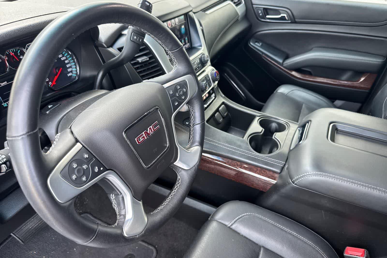 Used 2018 GMC Yukon SLT AWD/4WD image 11