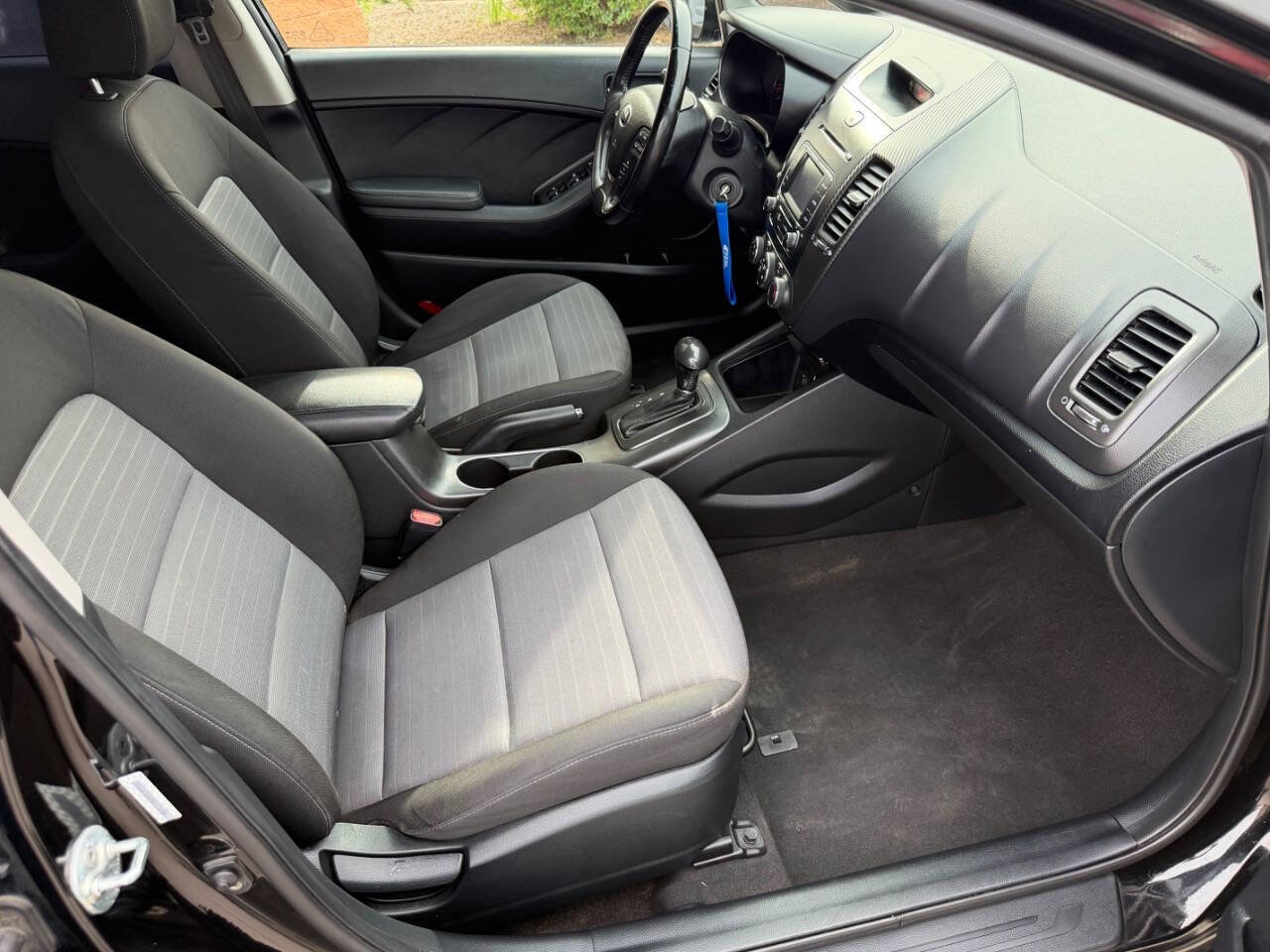 Used 2014 Kia Forte EX image 35