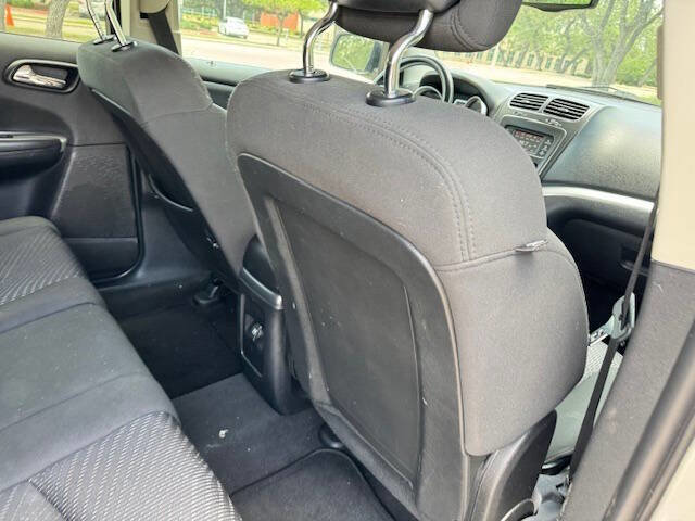 Used 2012 Dodge Journey SXT w/ Popular Equipment Group image 18