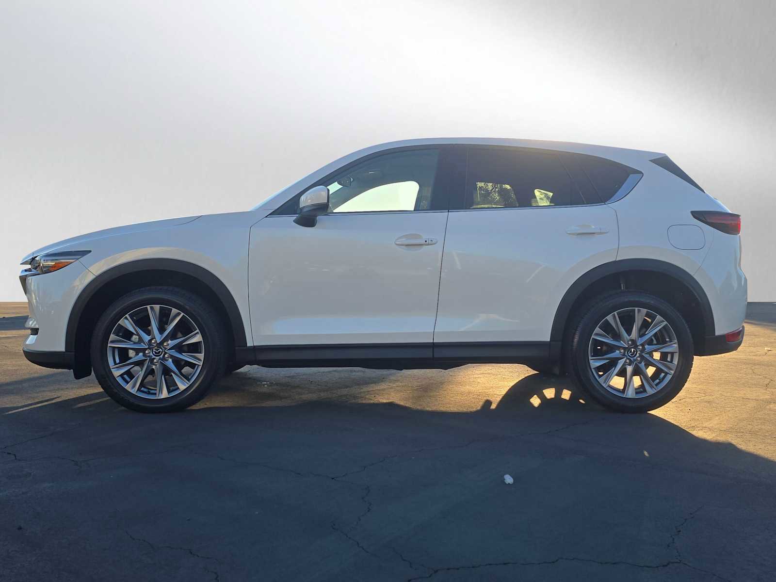 Used 2021 MAZDA CX-5 Grand Touring image 6