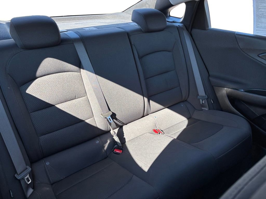 Used 2023 Chevrolet Malibu RS image 23