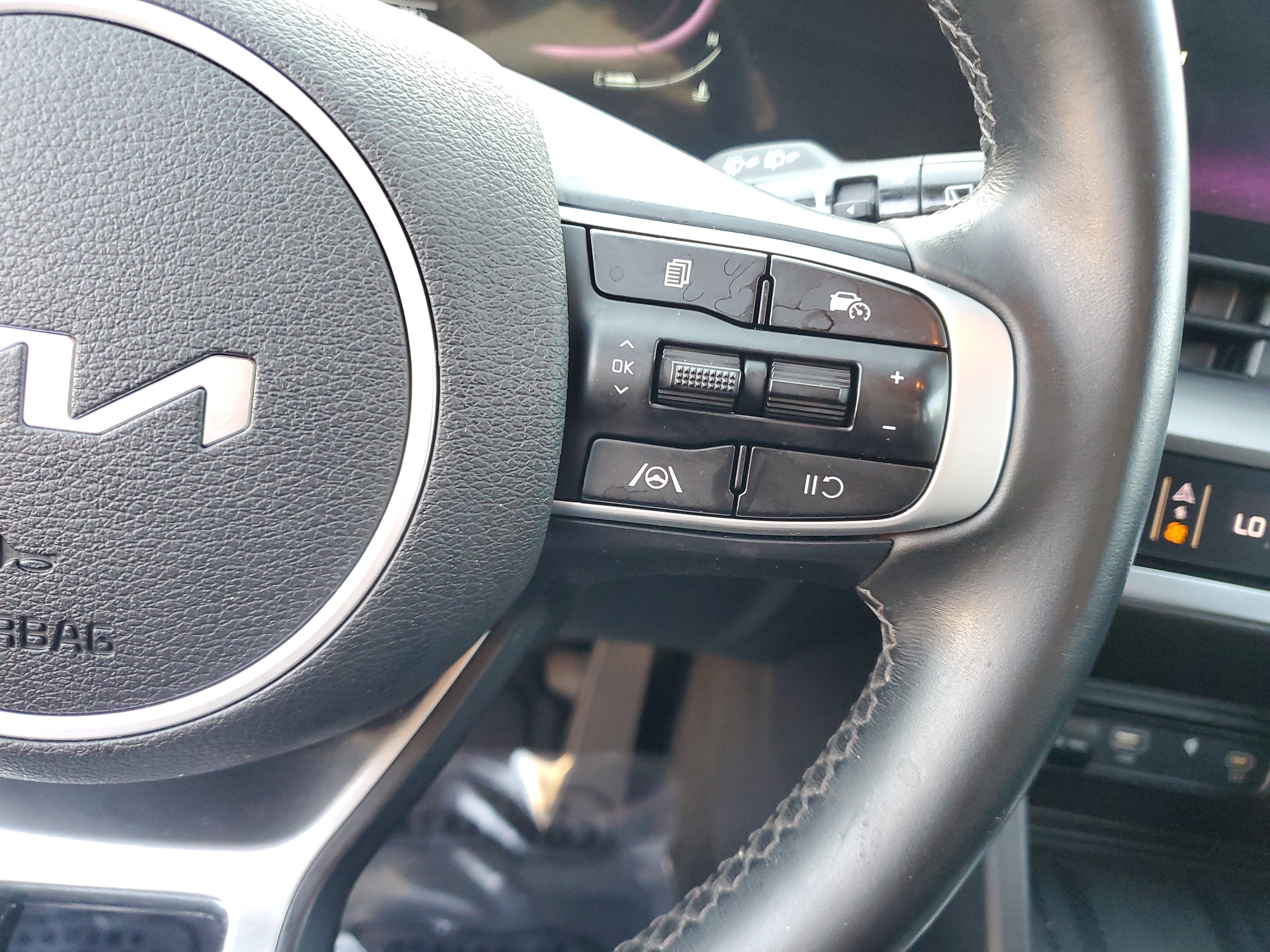 Certified 2023 Kia Sportage EX FWD image 25