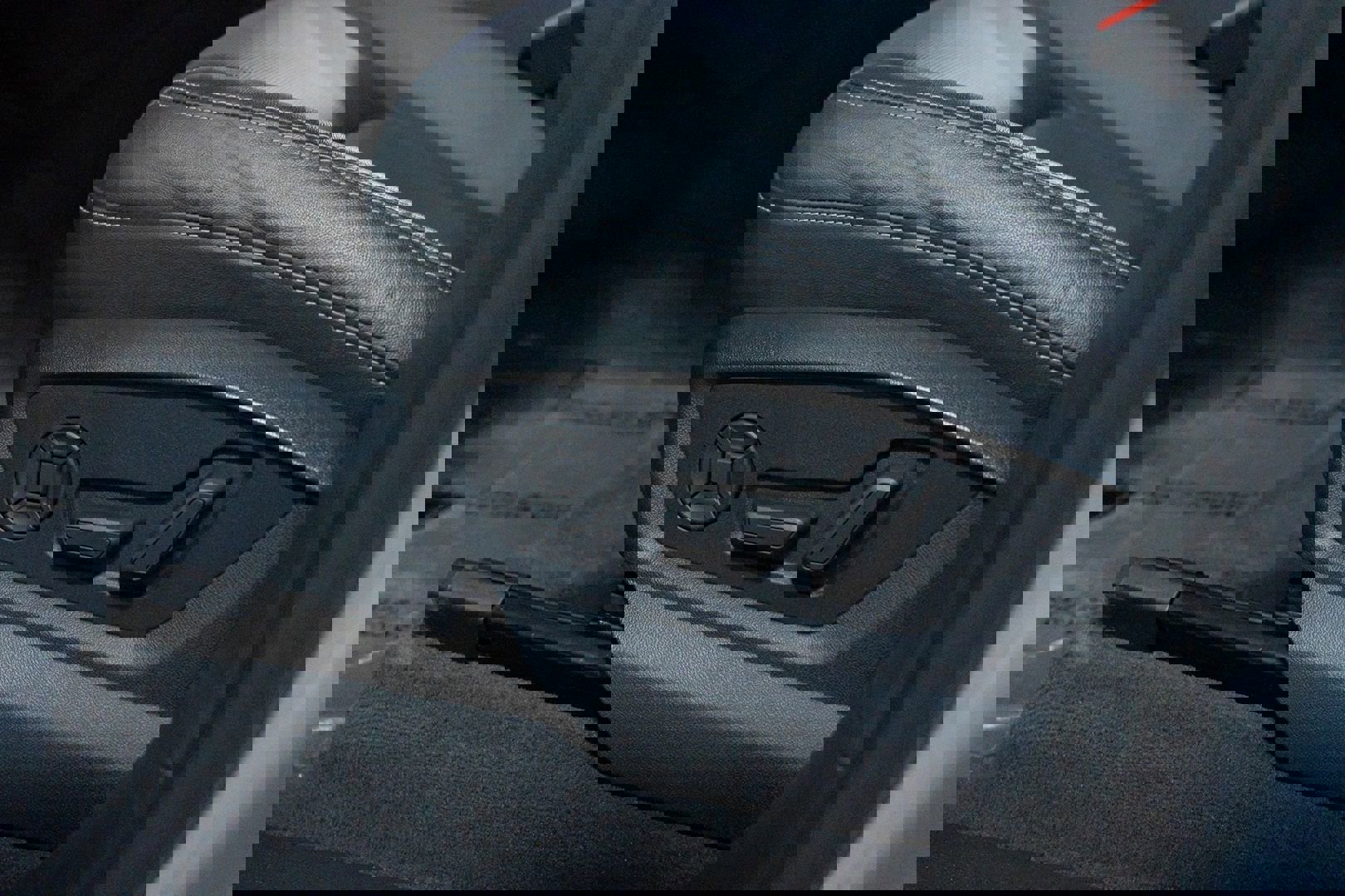 Used 2019 Audi Q8 Prestige w/ Towing Package image 18