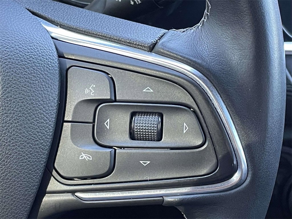 Used 2022 Buick Encore GX Select image 23