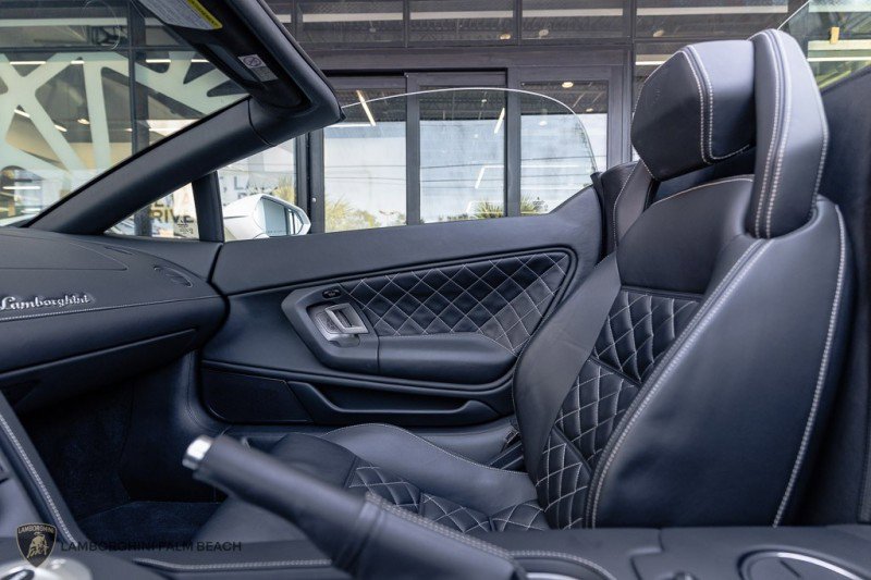 Used 2010 Lamborghini Gallardo LP 560-4 image 33