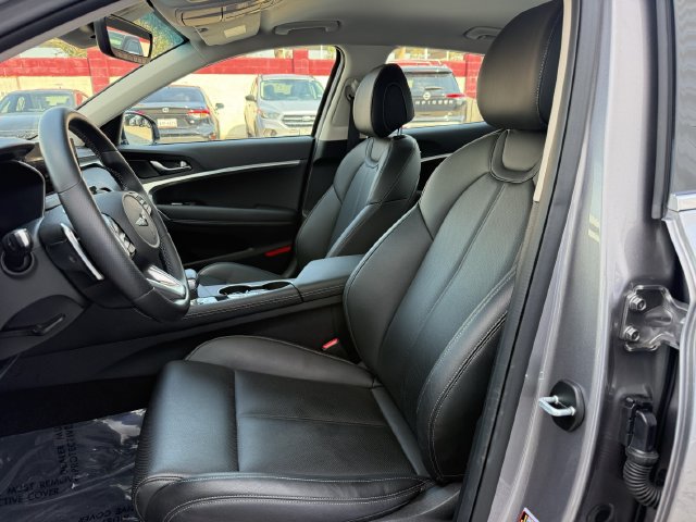 Used 2023 Genesis G70 2.0T RWD image 24
