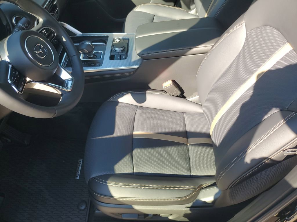 New 2026 MAZDA CX-90 3.3 Turbo w/ Premium Plus Pkg image 18