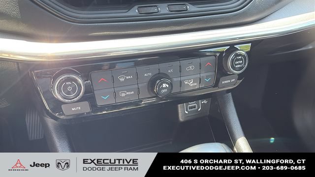 Used 2023 Jeep Compass High Altitude AWD/4WD image 18