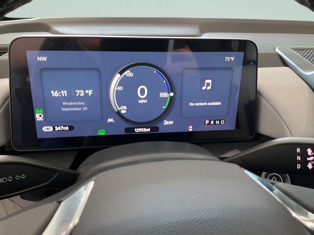 Used 2025 Honda Prologue Touring image 14