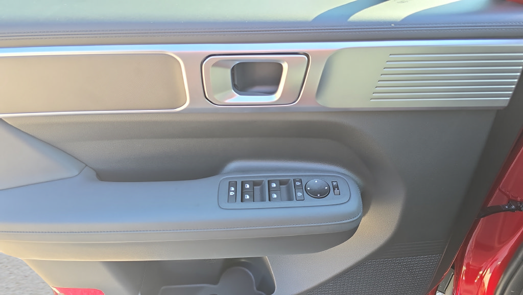 New 2027 Hyundai Santa Fe SEL AWD/4WD image 16