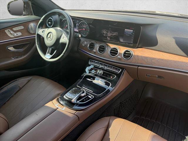 Used 2017 Mercedes-Benz E 300 image 25