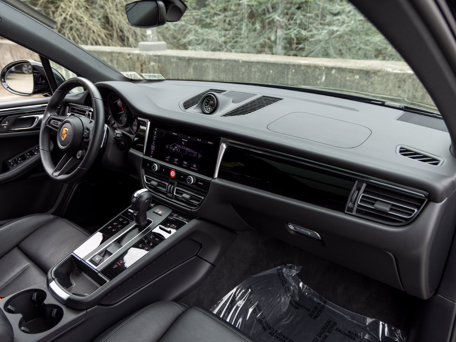 Used 2026 Porsche Macan AWD/4WD image 58