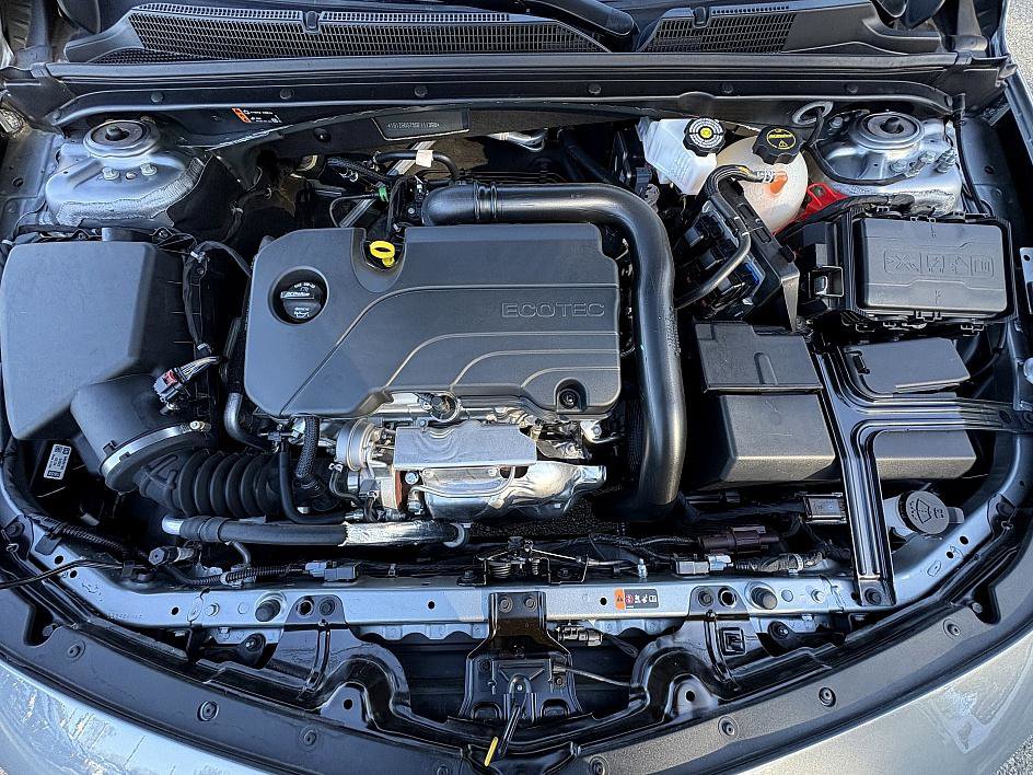 Certified 2025 Chevrolet Malibu RS image 27