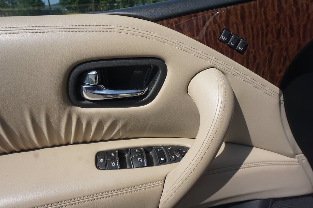 Used 2019 Nissan Armada SL w/ Premium Package RWD image 3