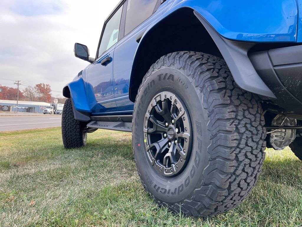 New 2025 Ford Bronco Raptor image 9