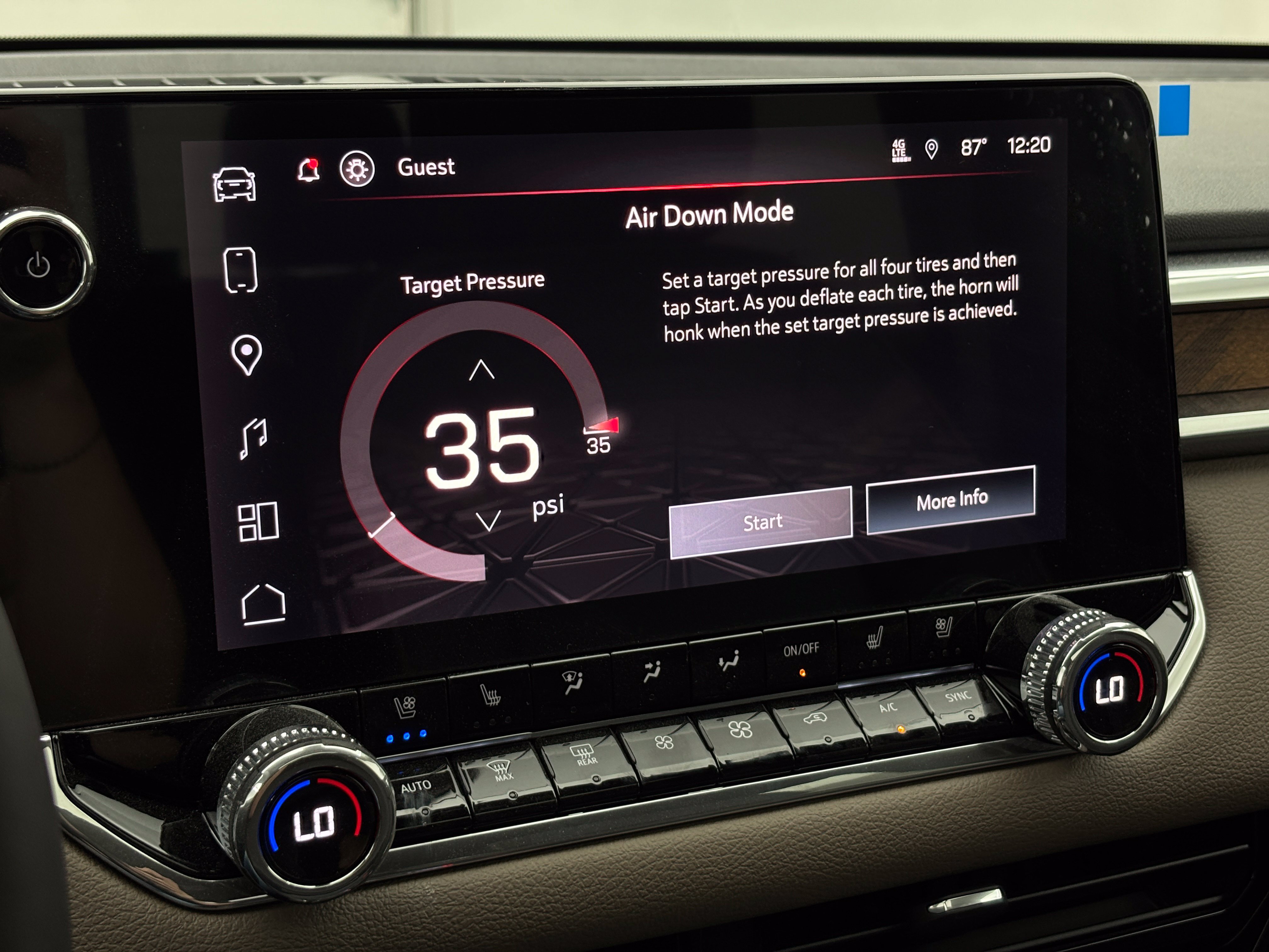 New 2026 GMC Canyon Denali w/ LPO, Black Badging Package AWD/4WD image 28