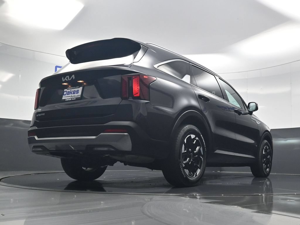 Certified 2025 Kia Sorento S w/ Panoramic Sunroof Package FWD image 47