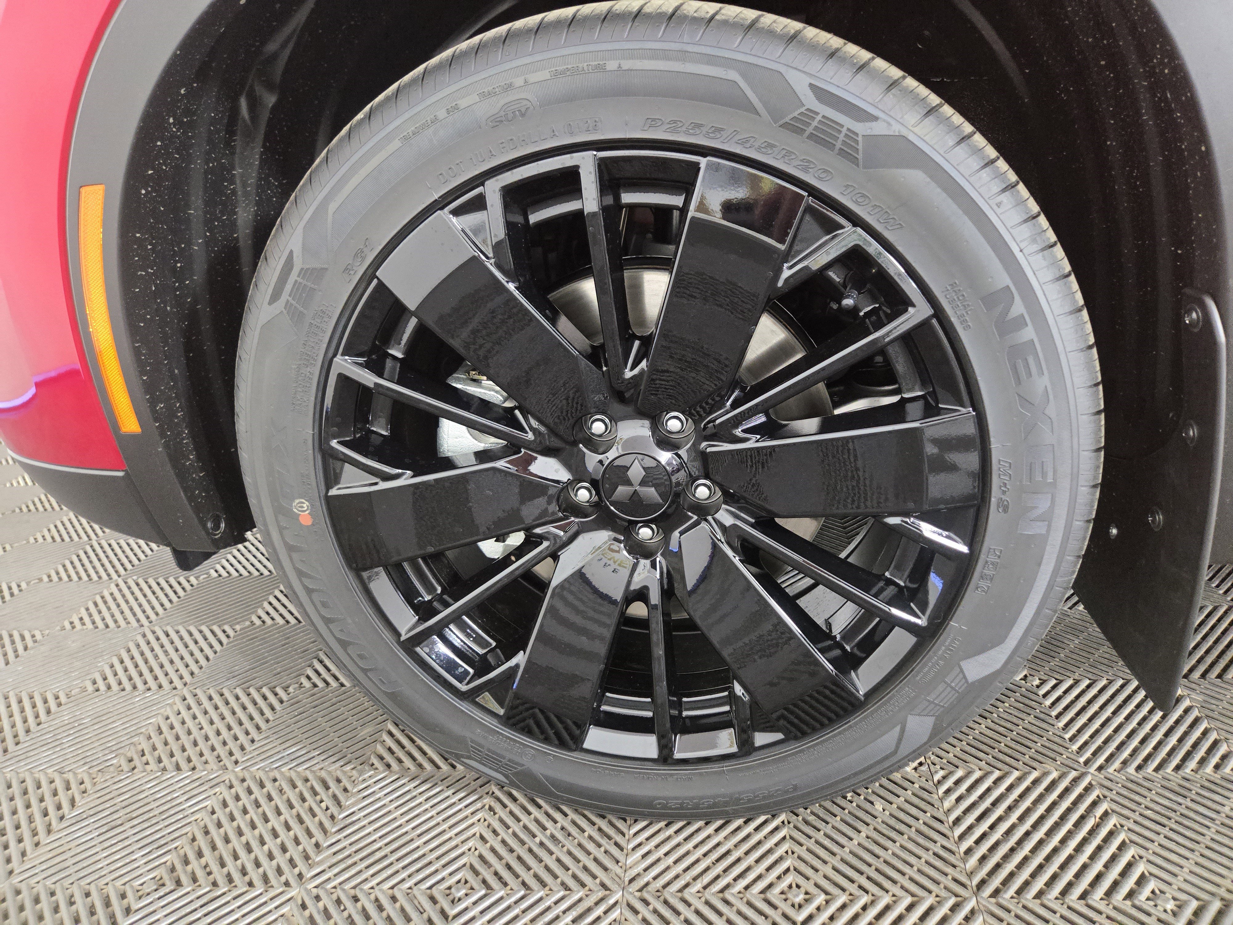 New 2026 Mitsubishi Outlander AWD image 34