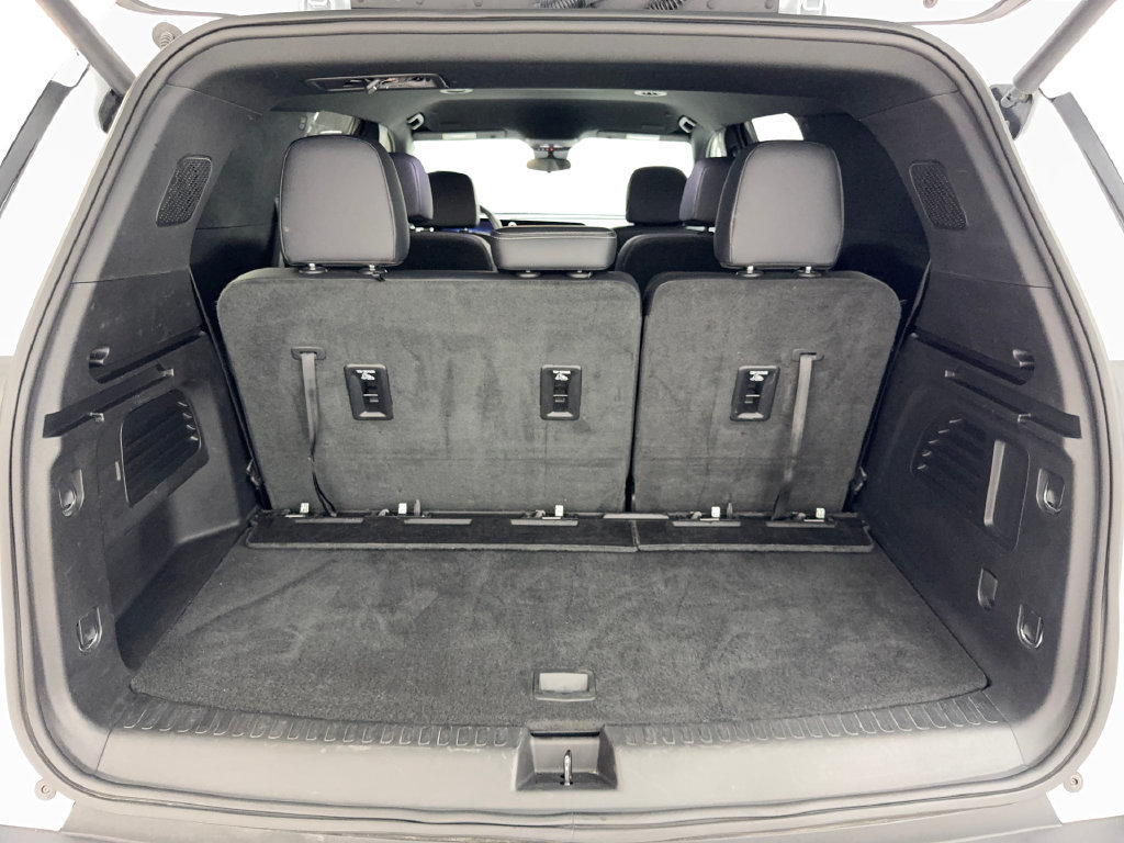 Used 2026 Chevrolet Traverse LT FWD image 81