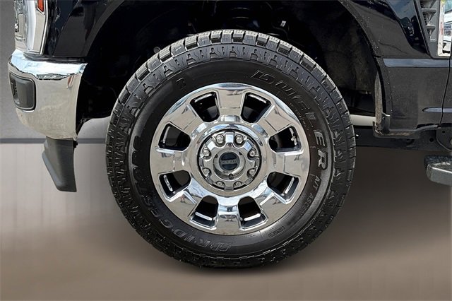 Used 2024 Ford F250 Lariat w/ Chrome Package image 7