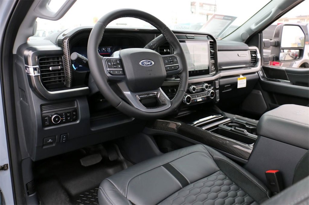 New 2026 Ford F250 Lariat w/ Black Appearance Package image 20