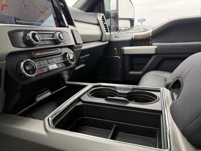 Used 2022 Ford F250 Lariat w/ Lariat Ultimate Package image 33