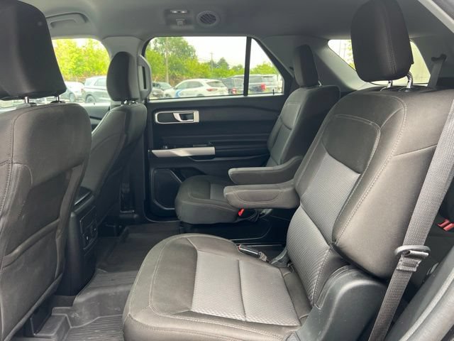 Used 2024 Ford Explorer XLT w/ Class IV Trailer Tow Package AWD/4WD image 18