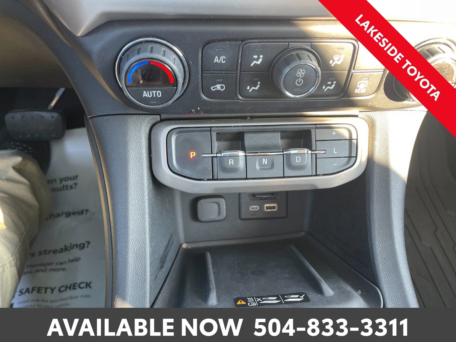 Used 2021 GMC Acadia Denali w/ Denali Technology Package image 33