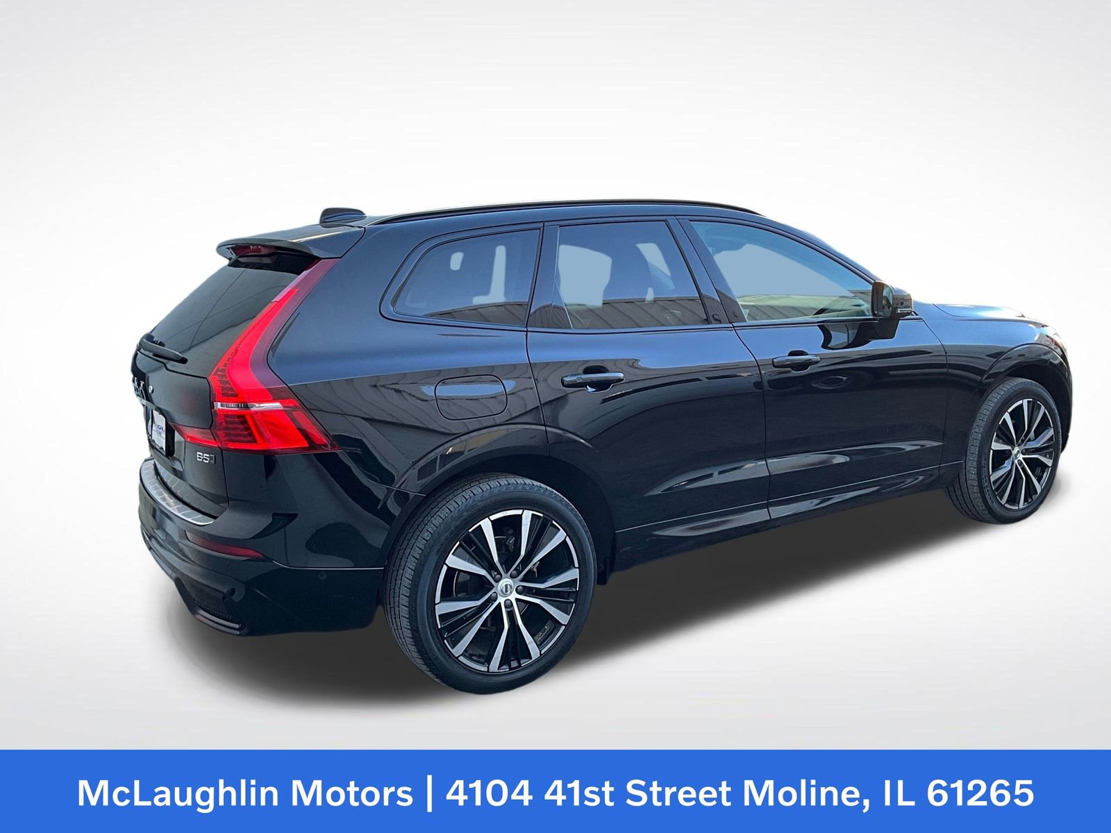 Certified 2023 Volvo XC60 B5 Plus w/ Climate Package image 20