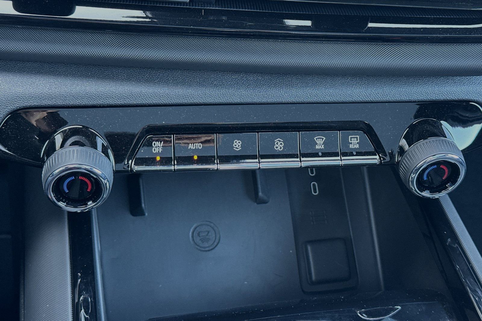 New 2024 Chevrolet Silverado EV RST AWD/4WD image 16
